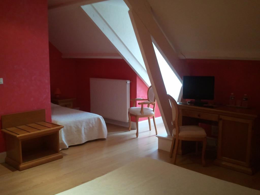 Chateau Sainte Marie Hotel Dompierre-sur-Charente Room photo