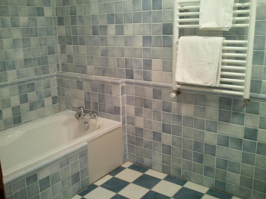 Chateau Sainte Marie Hotel Dompierre-sur-Charente Room photo
